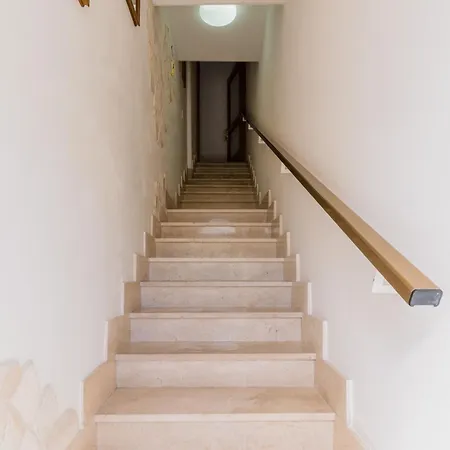 Casa vacanze Bilocale Galene 4 Posti A *